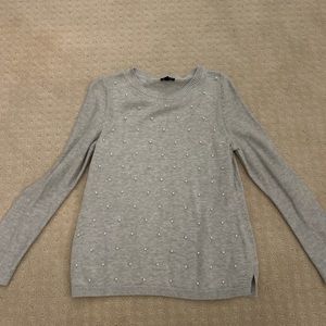 Grey long sleeve with pearls
